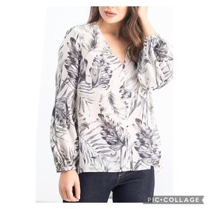 Badgley Mischka Floral Raline Back Pleat Detail Blouse, Black Sz M